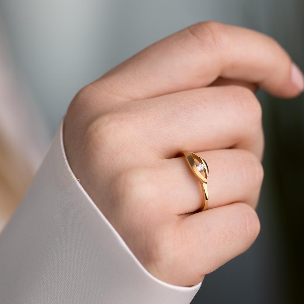 Ring 9k Yellow Gold Zirconia