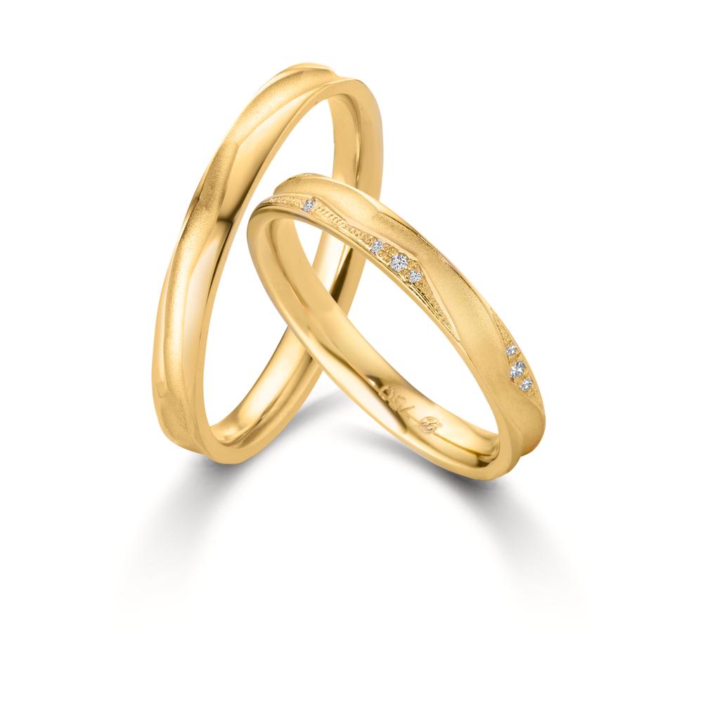 Wedding Ring 18k Yellow Gold Diamond 0.033 ct, 12 Stones, w-vsi